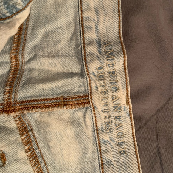 American Eagle High-Waisted Shorts - Picture 4 of 4